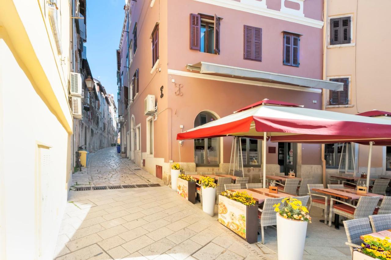Bella Campagna - Luxury Two Bedroom Apartment Rovinj Bagian luar foto